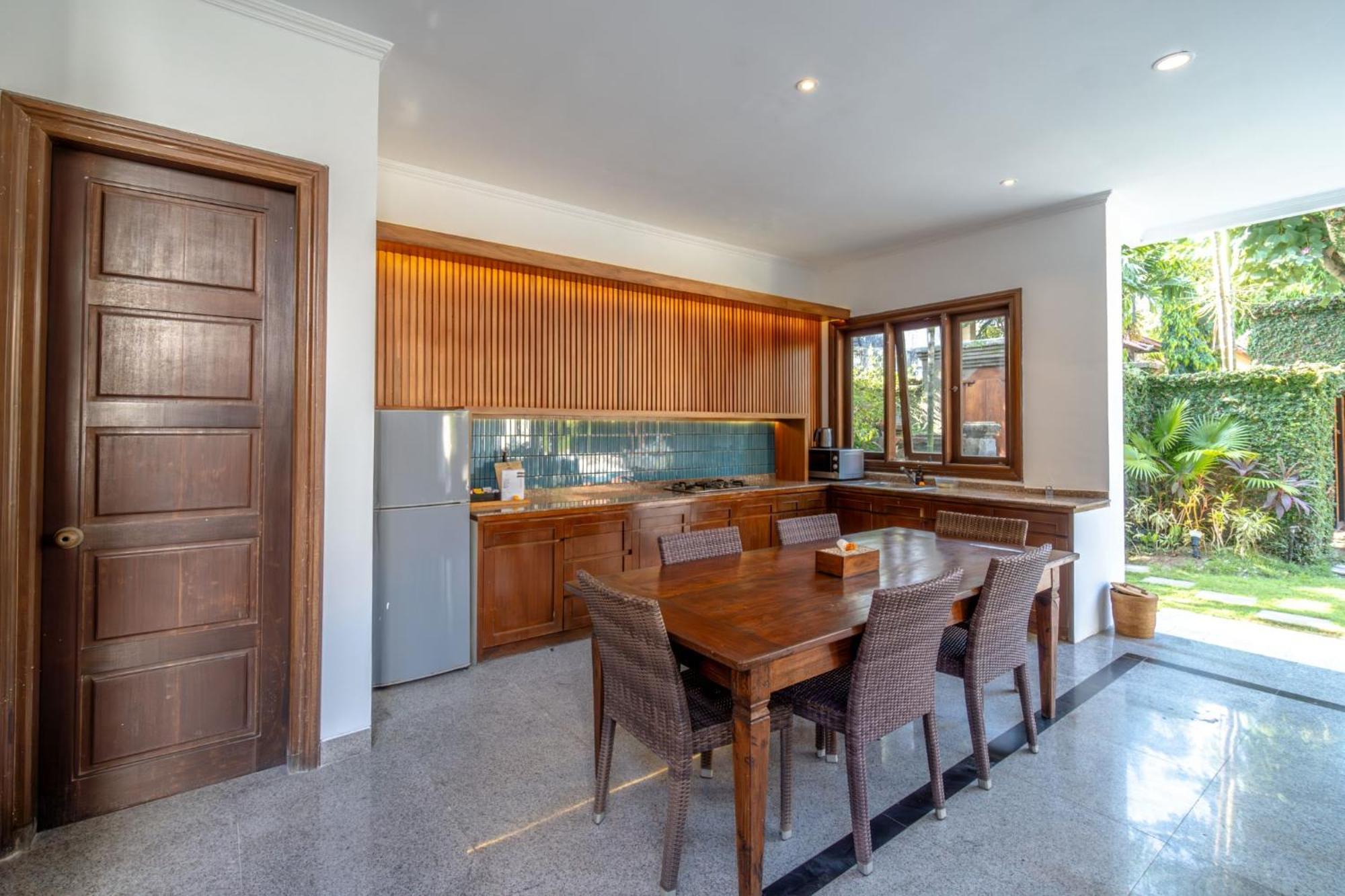 Kecapi Villa Seminyak By Ini Vie Hospitality Экстерьер фото