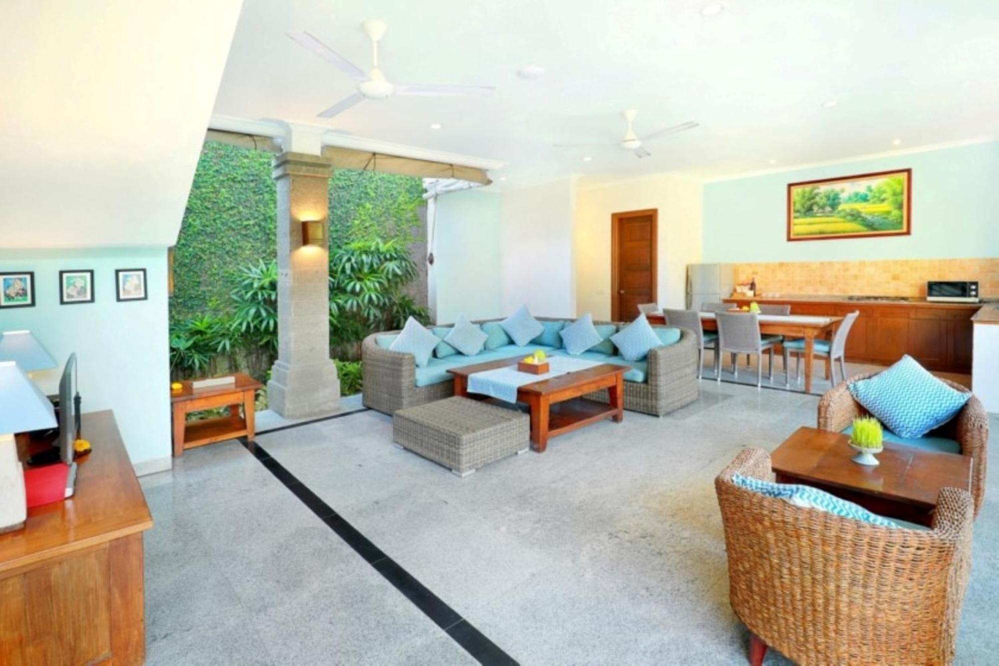 Kecapi Villa Seminyak By Ini Vie Hospitality Экстерьер фото